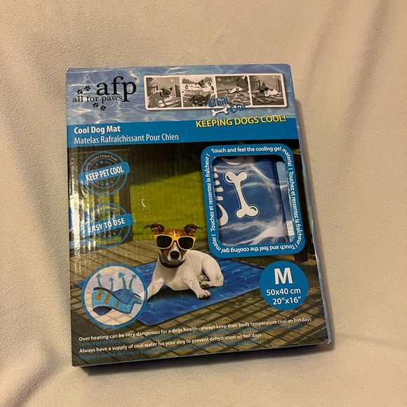 Cool Dog Mat Medium - Picture 1 of 1